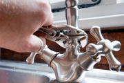 24/7 Emergency Plumbing Service in Caulfield